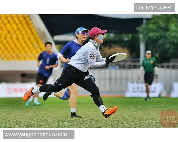 全国街舞大赛特别报道:揭秘北京飞盘队从默默无闻到耀眼舞台的成长历程 全国街舞大赛特别报道:揭秘北京飞盘队从默默无闻到耀眼舞台的成长历程